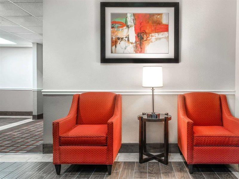 Days Inn & Suites By Wyndham Dallas Dış mekan fotoğraf