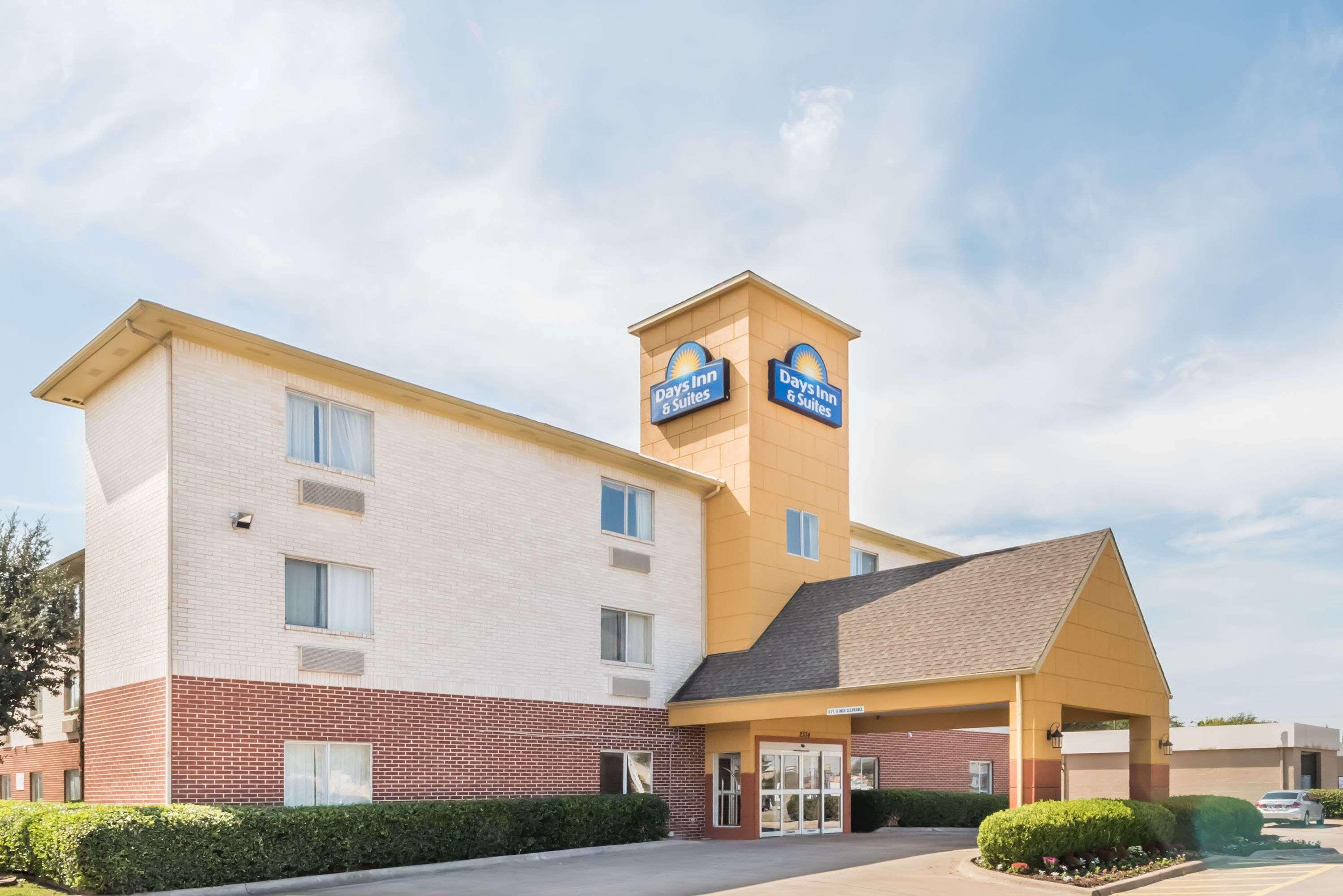 Days Inn & Suites By Wyndham Dallas Dış mekan fotoğraf